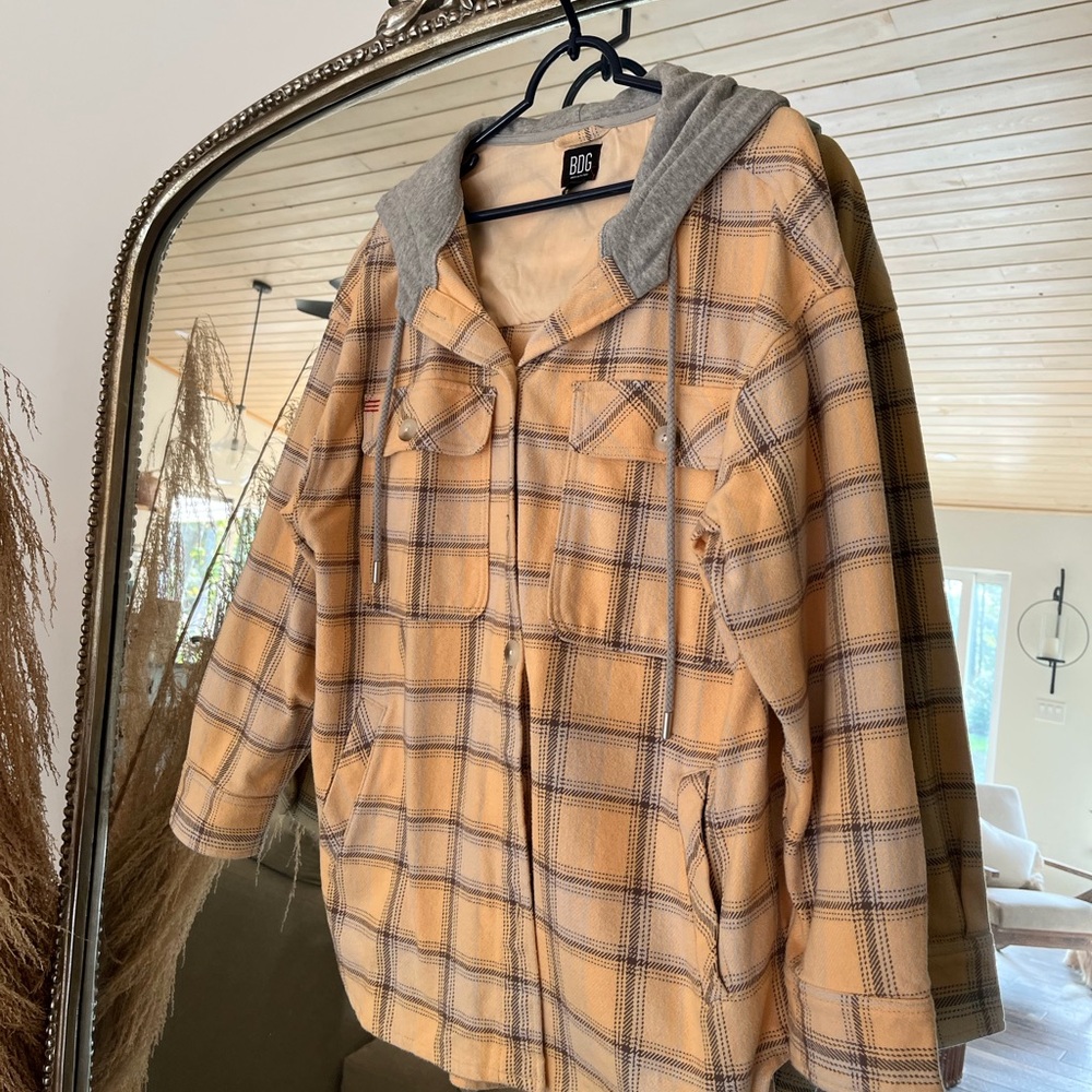 NWOT Urban outfitters hooded flannel.
